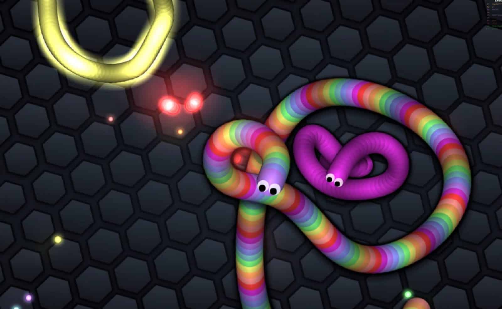 slither io'nun oyun içi ekran görüntüsü